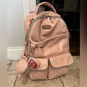 Itzy Ritzy Boss Blush and Accessories